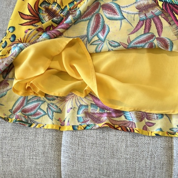 FARM RIO + ANTHROPOLOGIE SMOCKED MINI DRESS IN YELLOW TROPICAL SIZE XS - Picture 7 of 15